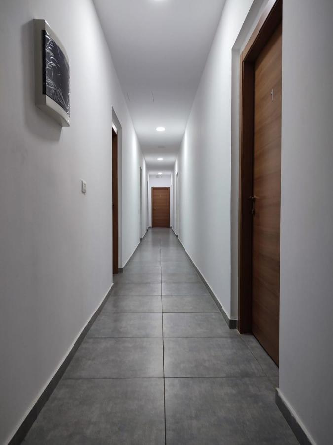 Alo Alo Albergo Casteggio Exterior foto